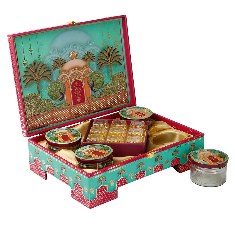 Royal Festive MDF Hamper with 4 printed short salsa jars & 9 cavity tray (13.5x9.5x5) Inch 9062A